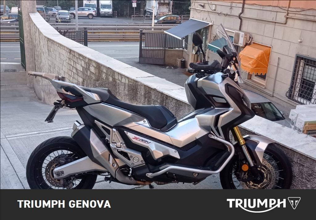 HONDA X-ADV 750 DCT Abs