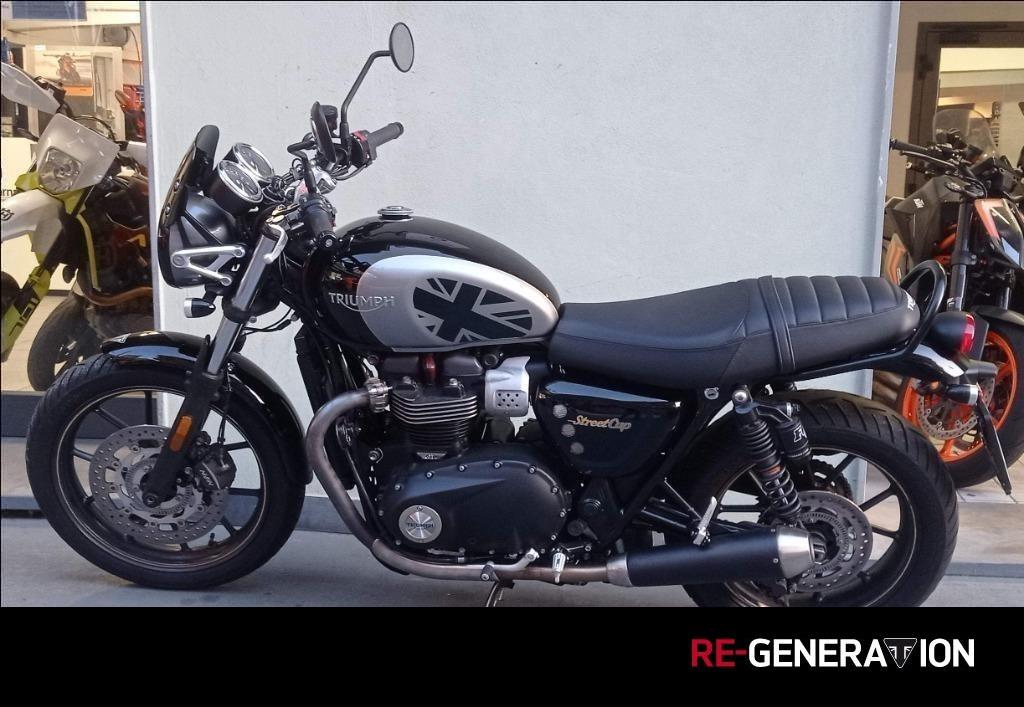 TRIUMPH Street Twin 900 