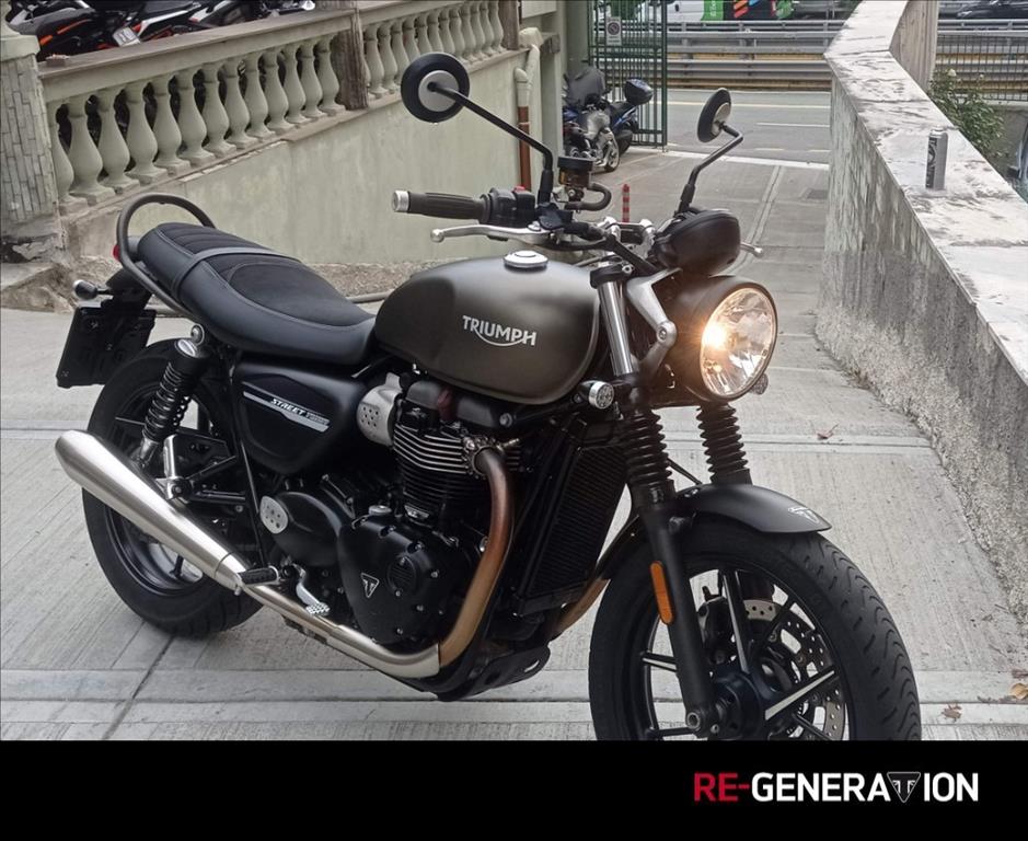 TRIUMPH Street Twin 900 