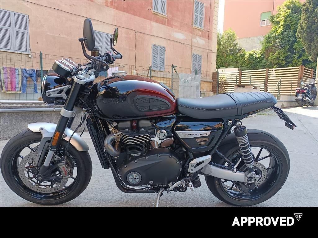TRIUMPH Speed Twin 1200 Stealth Edition Abs