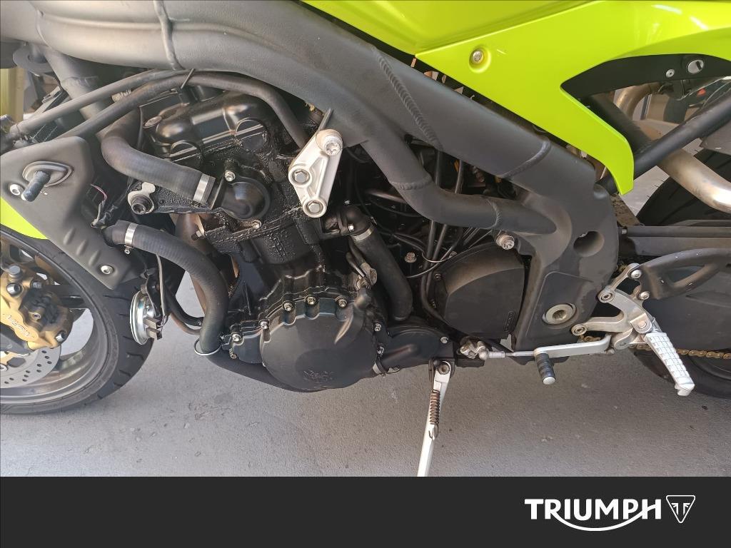 TRIUMPH Speed Triple 1050 