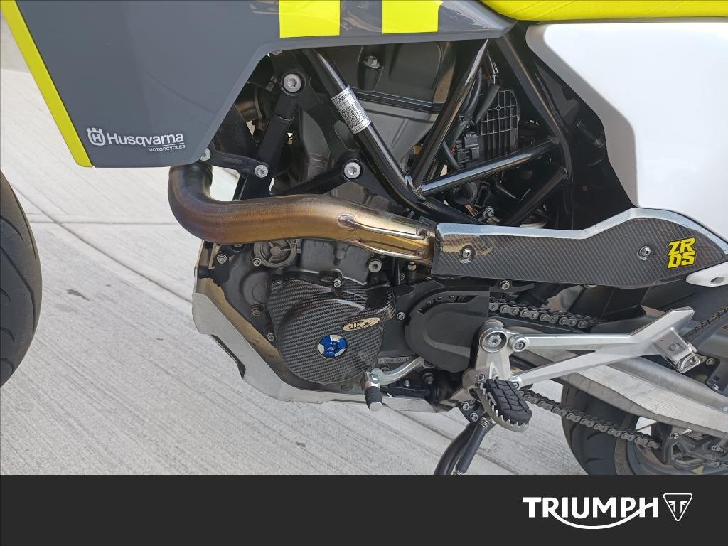 HUSQVARNA Supermoto 701 4T 