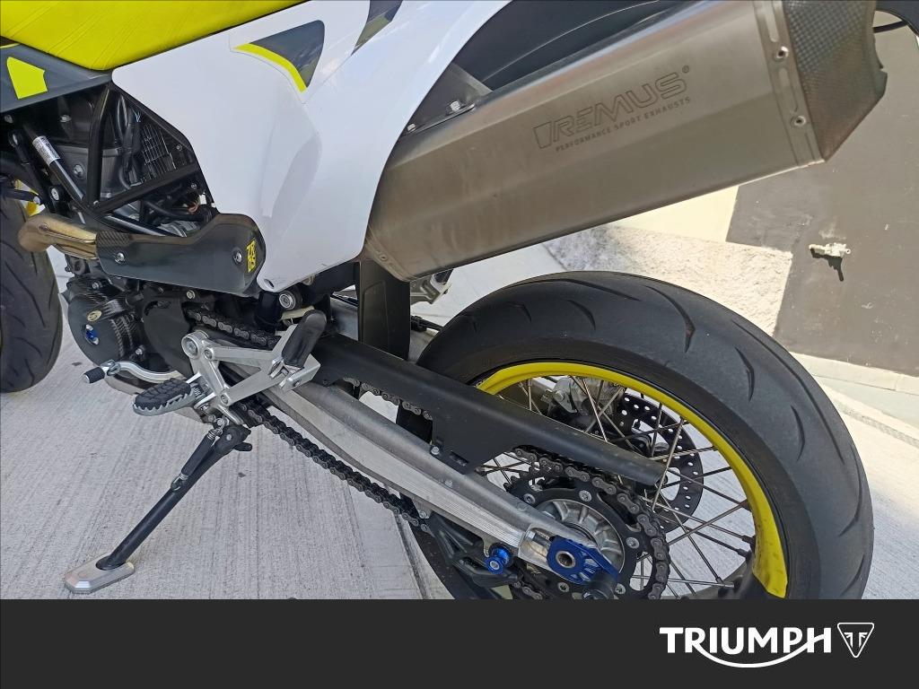 HUSQVARNA Supermoto 701 4T 