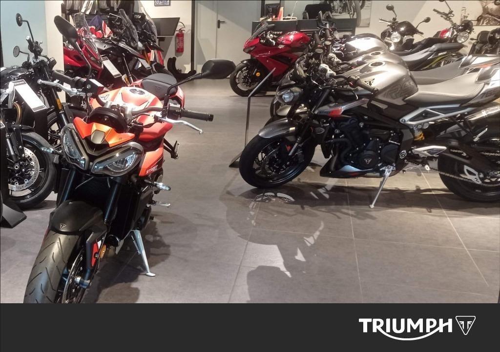 TRIUMPH Street Triple 765 R