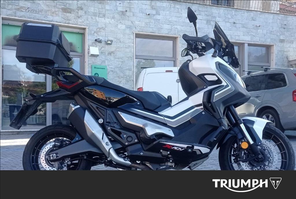 HONDA X-ADV 750 DCT Abs