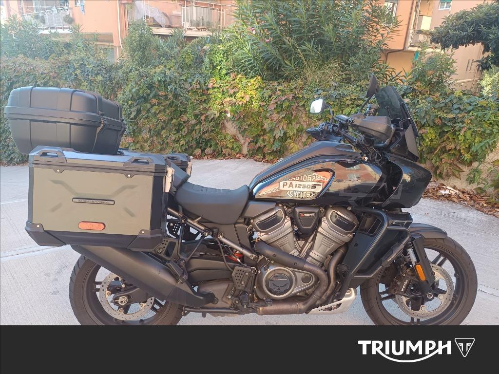 HARLEY DAVIDSON Pan America 1250 Special Vivid Black