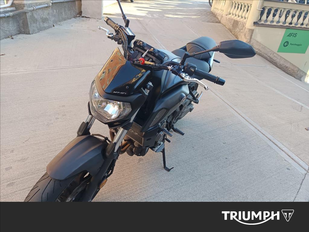 YAMAHA MT-07 690 Abs