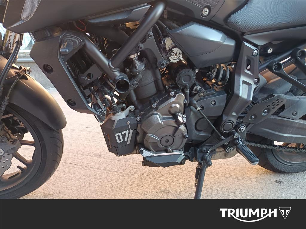 YAMAHA MT-07 690 Abs