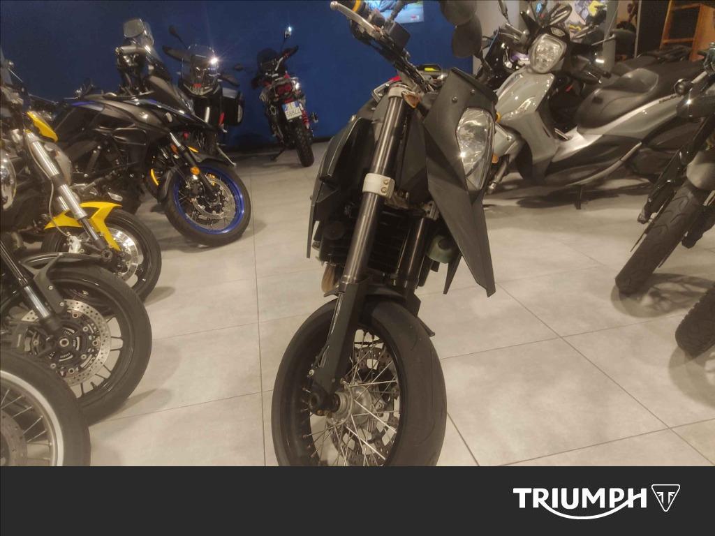 KTM 690 Supermoto AE