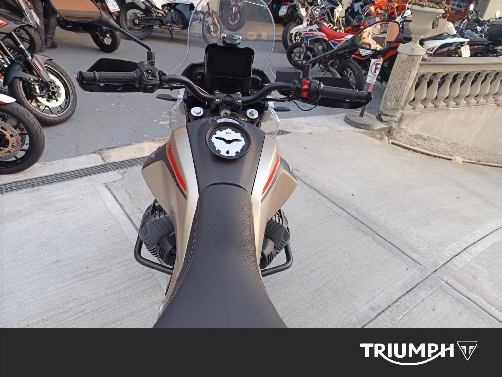 MOTO GUZZI V85 TT Travel Abs