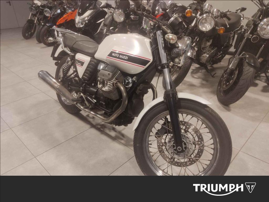 MOTO GUZZI V7 750 Classic