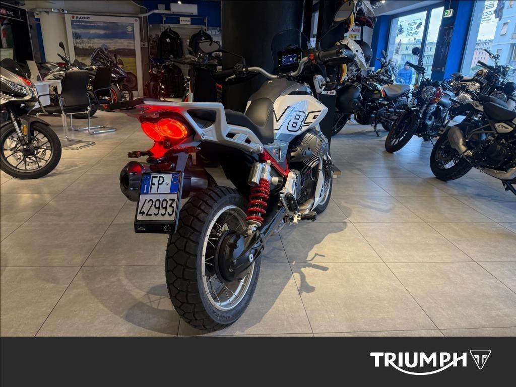 MOTO GUZZI V85 TT Premium Graphics Abs