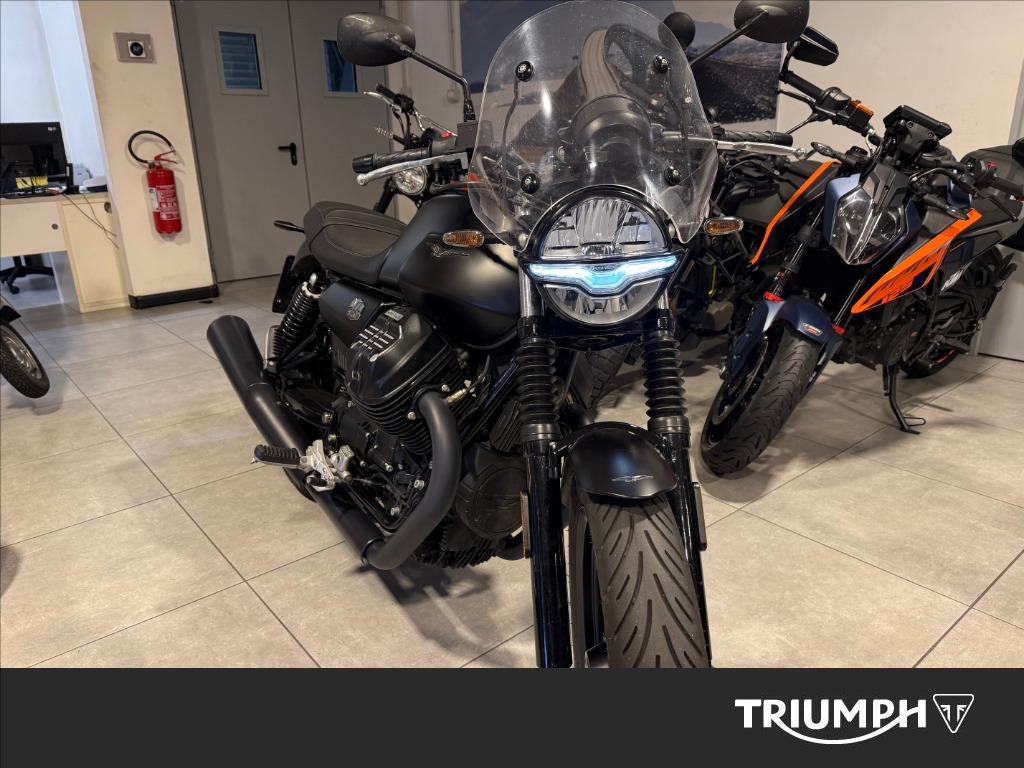 MOTO GUZZI V7 850 Stone Abs