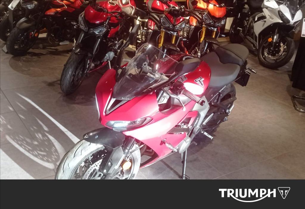 TRIUMPH Daytona 660 Abs