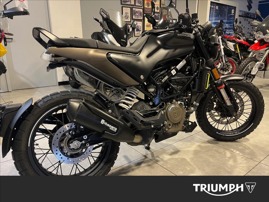 HUSQVARNA Svartpilen 125 4T