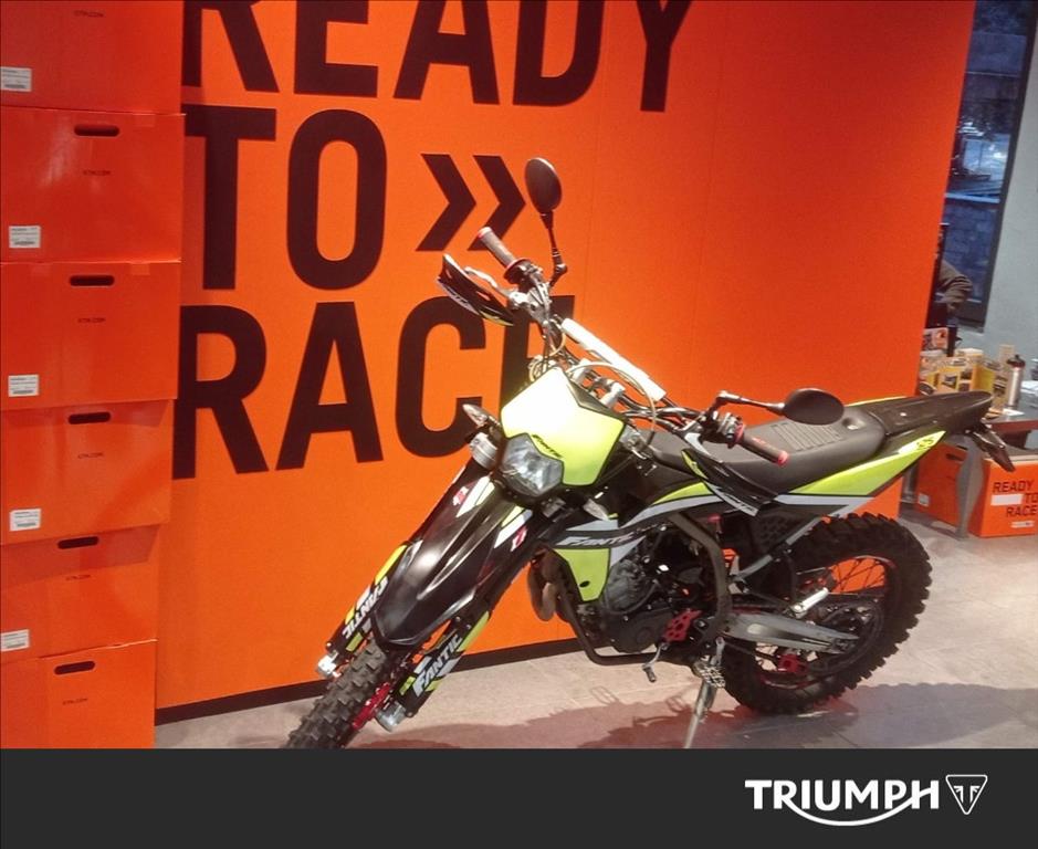 FANTIC MOTOR XEF 125 4T Performance E5