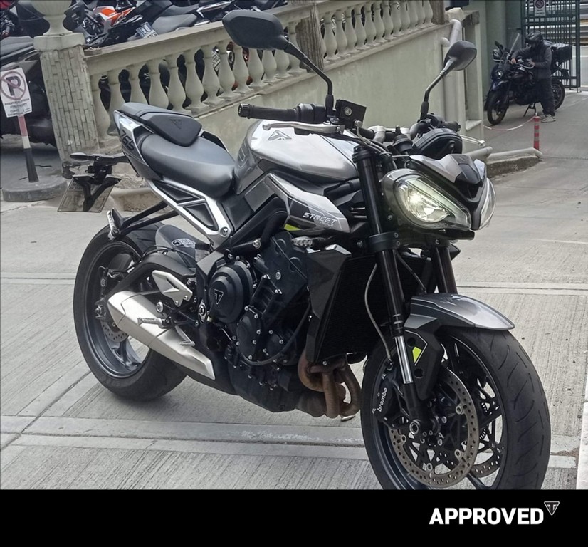 TRIUMPH Street Triple 765 R