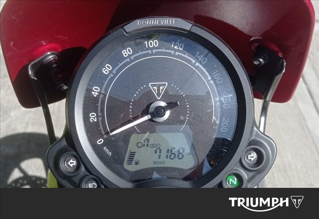 TRIUMPH Speed Twin 900 Chrome Edition Abs