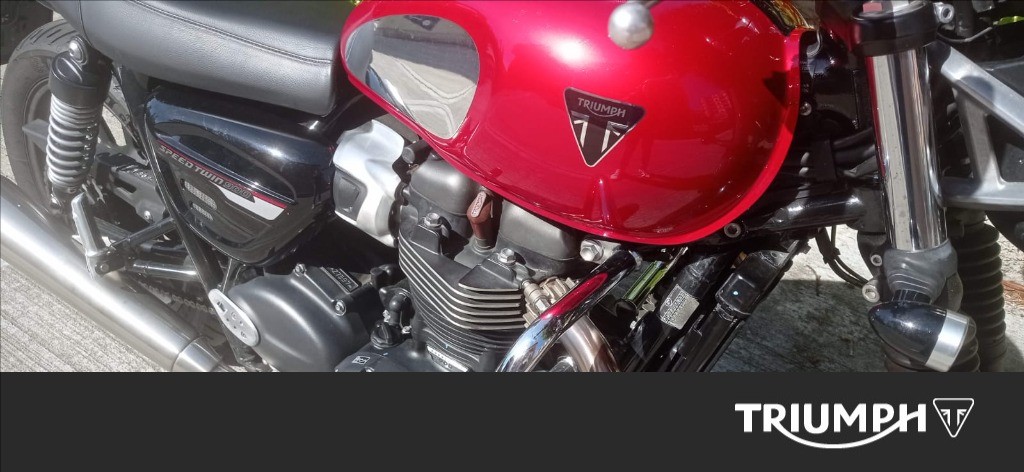TRIUMPH Speed Twin 900 Chrome Edition Abs