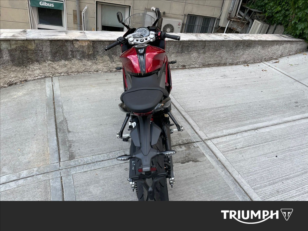 TRIUMPH Daytona 660 Abs