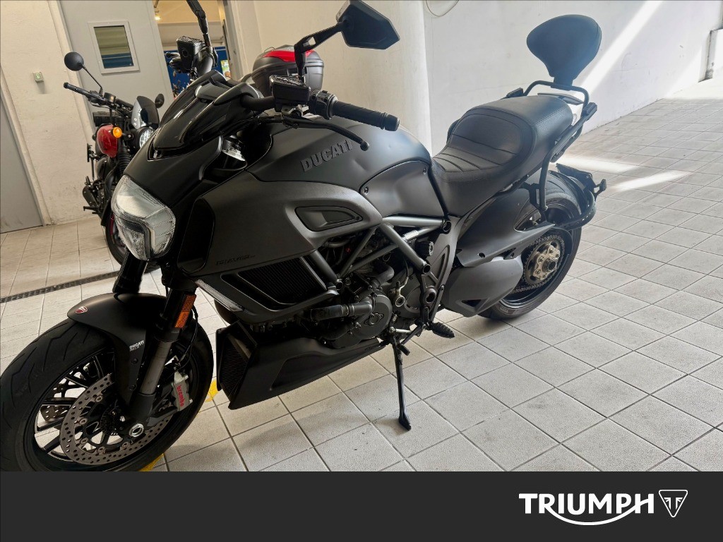 DUCATI Diavel 1199 Dark