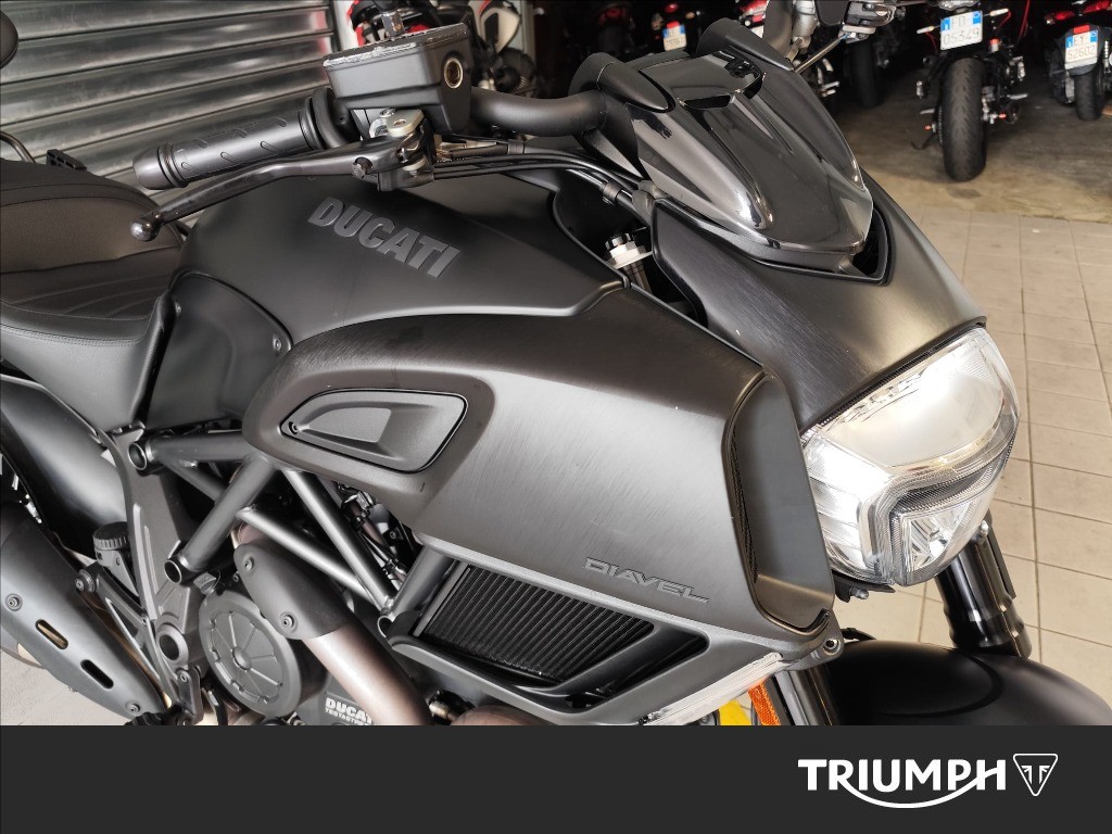 DUCATI Diavel 1199 Dark