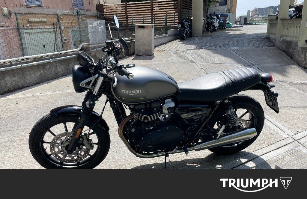 TRIUMPH Street Twin 900 