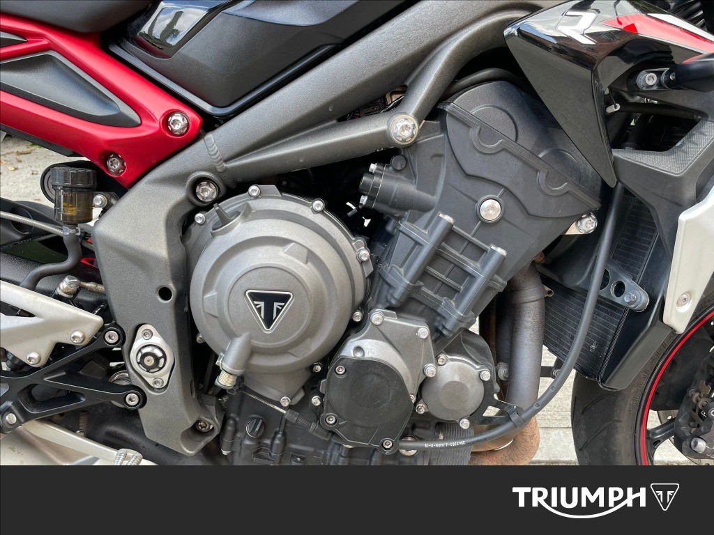 TRIUMPH Street Triple 765 R