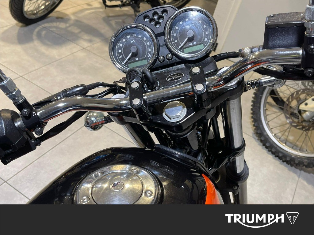 MOTO GUZZI V7 750 Special
