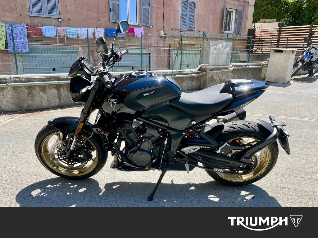 TRIUMPH Trident 800 Jet Black Abs