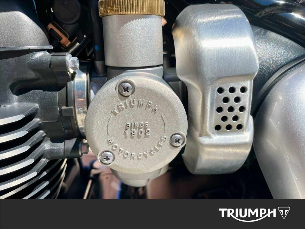 TRIUMPH Bonneville 1200 Speedmaster Icon Edition E5+