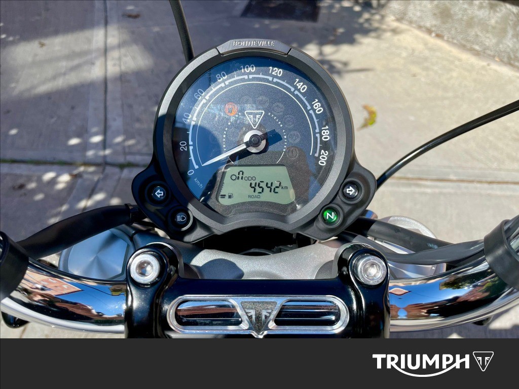 TRIUMPH Bonneville 1200 Speedmaster Icon Edition E5+