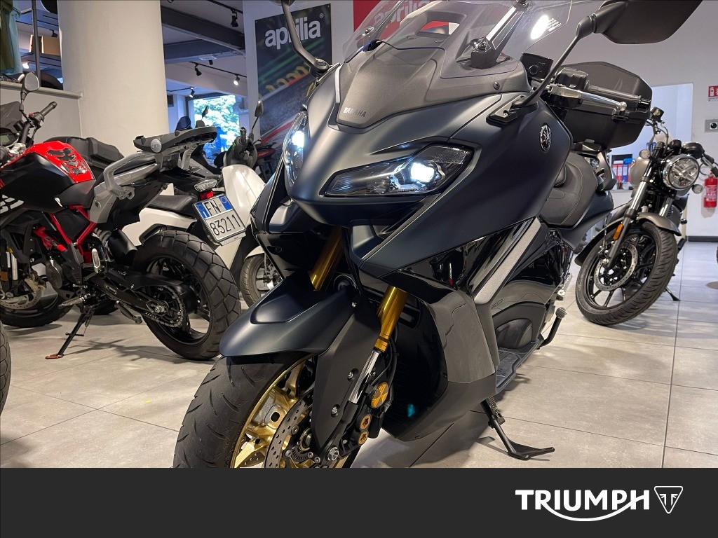 YAMAHA T-Max 560 Tech Max Abs