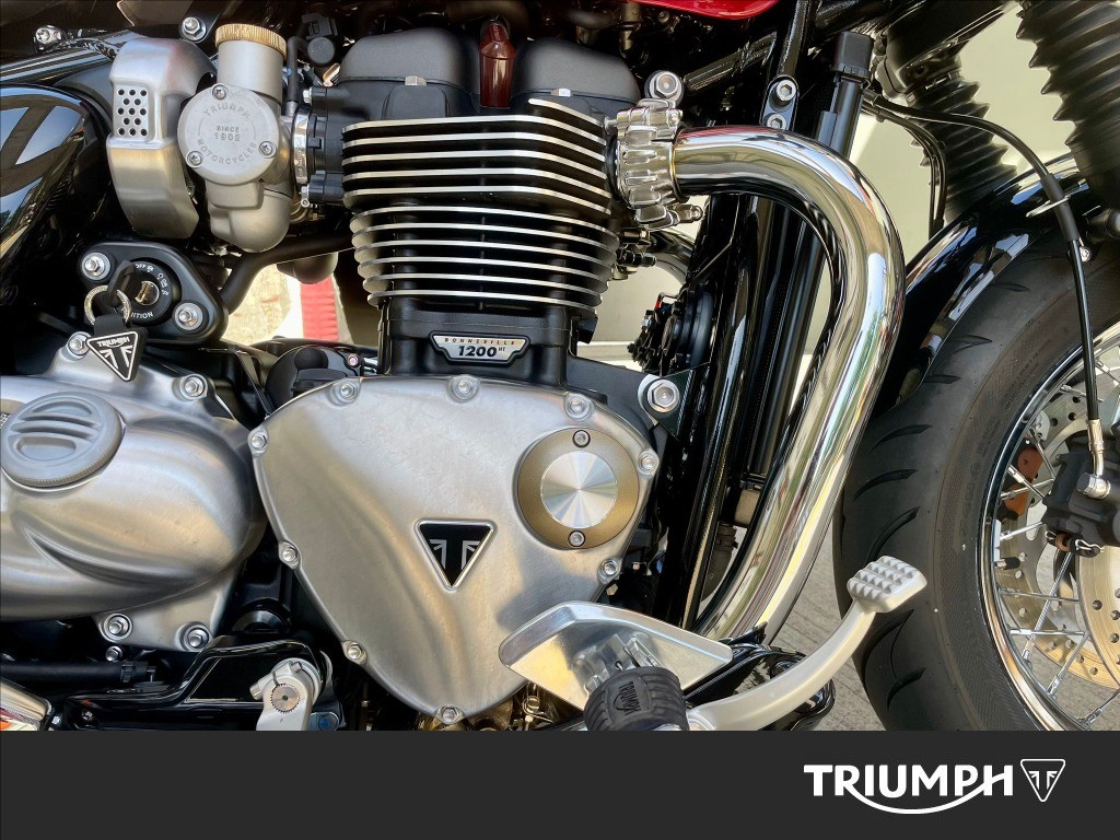 TRIUMPH Bonneville 1200 Speedmaster E5