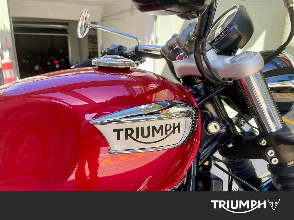 TRIUMPH Bonneville 1200 Speedmaster E5