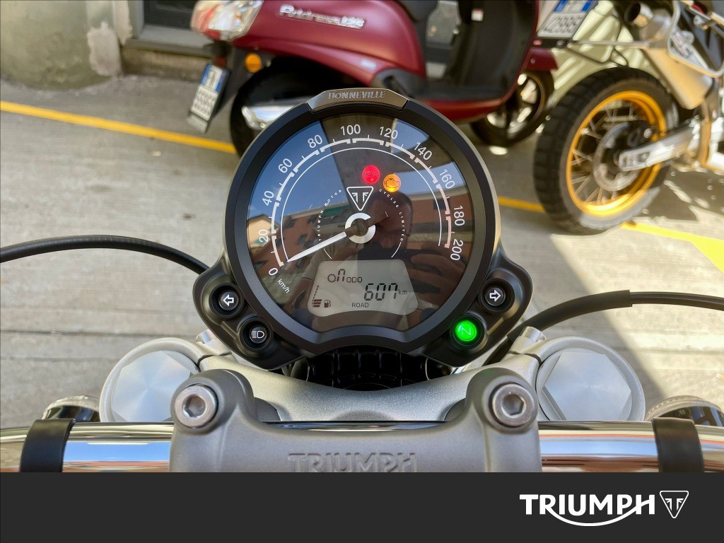 TRIUMPH Bonneville 1200 Speedmaster E5