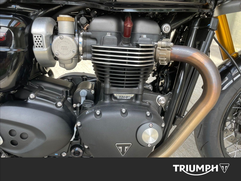 TRIUMPH Thruxton 1200 RS