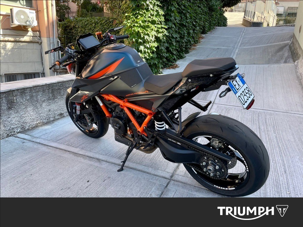 KTM 1290 Super Duke R
