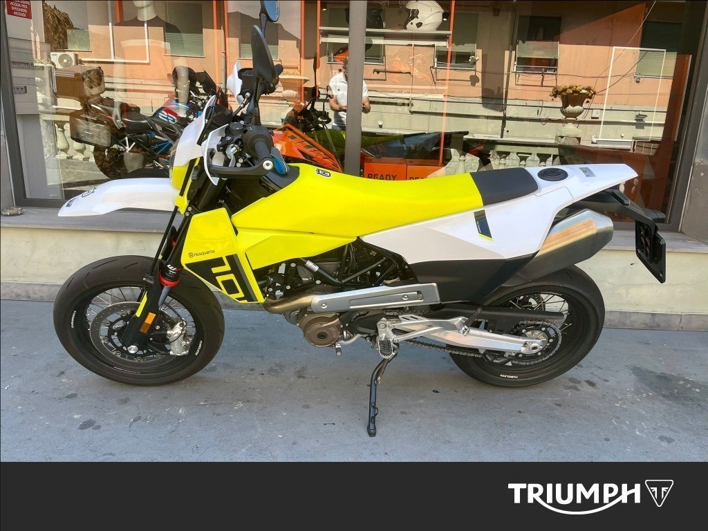 HUSQVARNA Supermoto 701 4T 