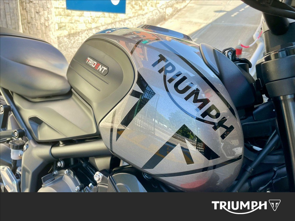 TRIUMPH Trident 660 dep.A2 Abs