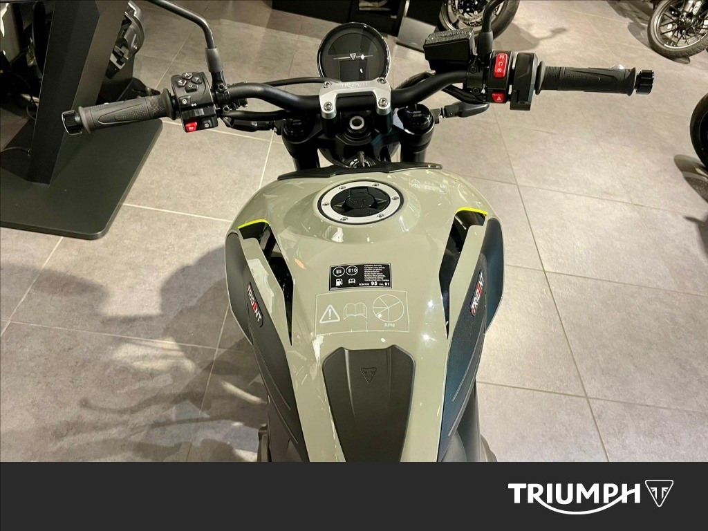 TRIUMPH Trident 660 Stone Grey Abs