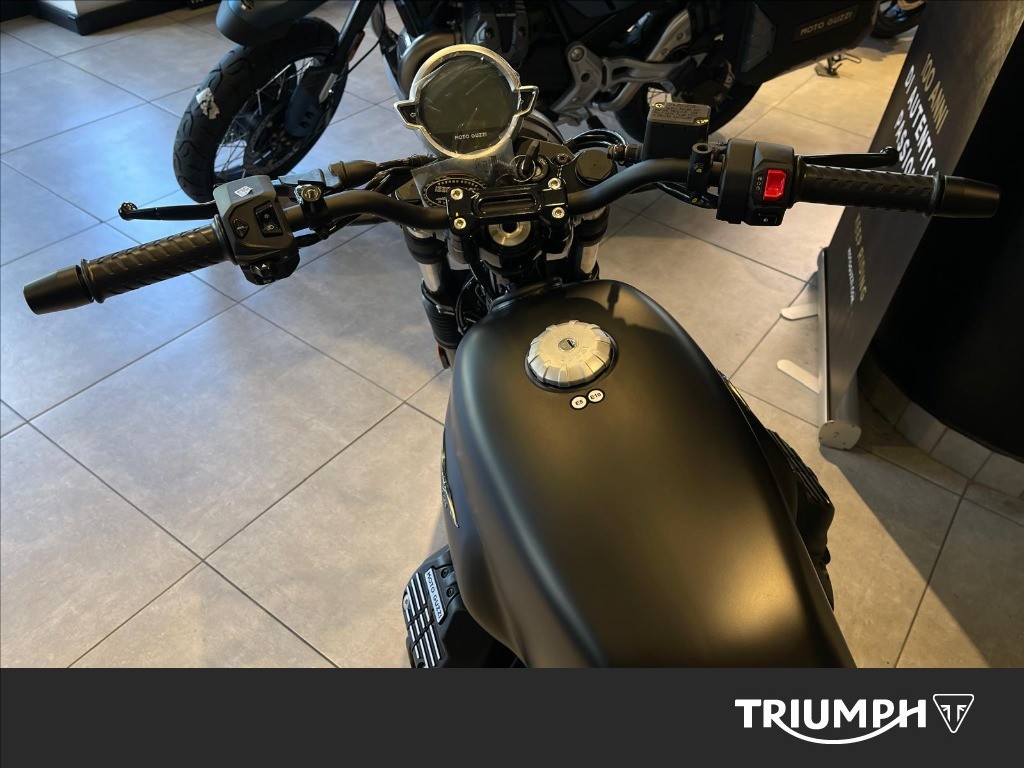 MOTO GUZZI V7 850 Stone Abs