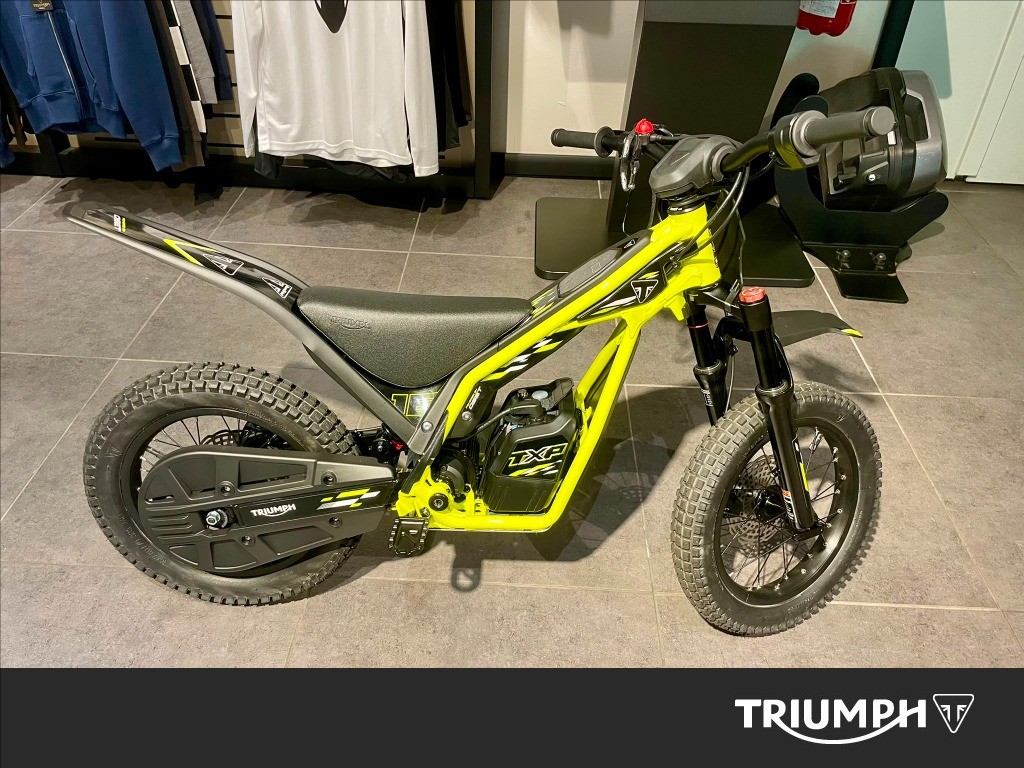 TRIUMPH TXP 16 