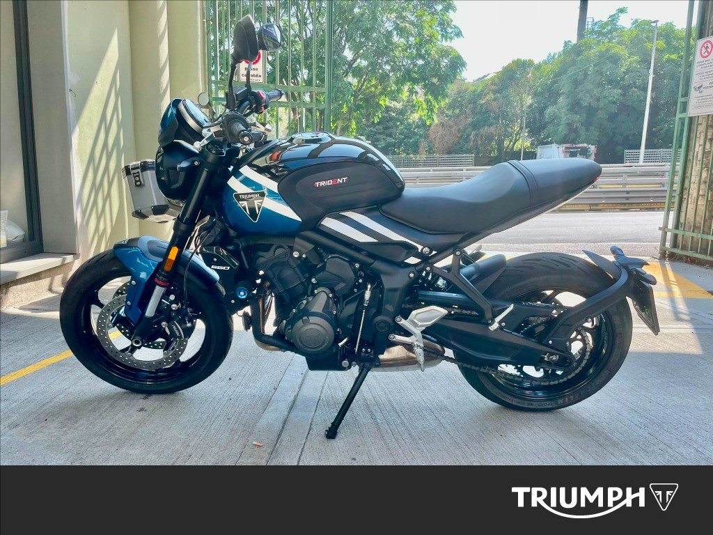 TRIUMPH Trident 660 Cobalt Blue / Sapphire Black Abs