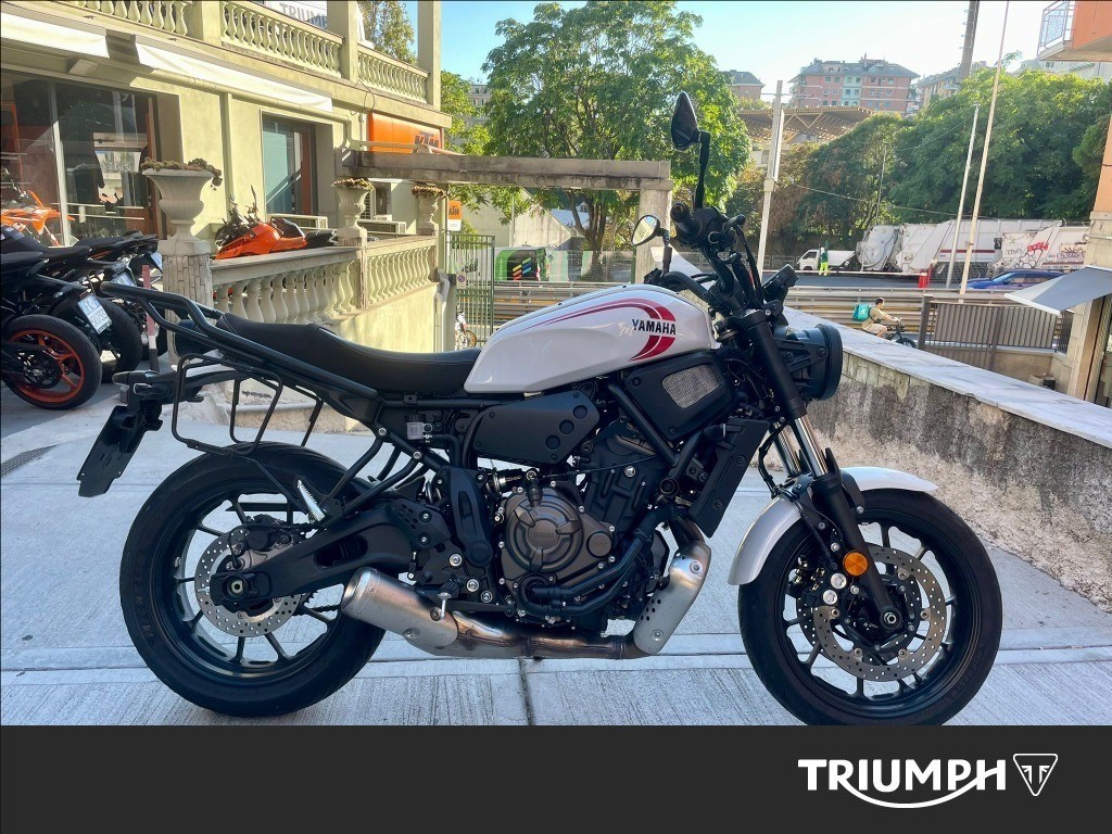YAMAHA XSR 700 Abs