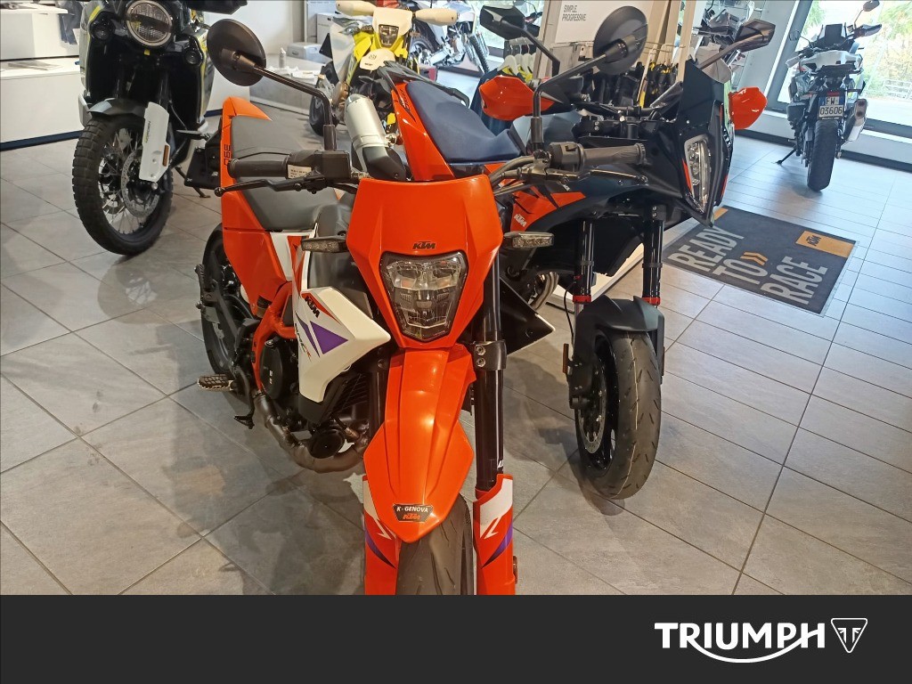 KTM 390 SMC -R