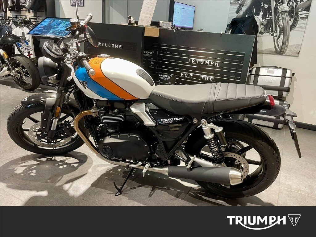 TRIUMPH Speed Twin 900 Pure White/Blue/Orange Abs