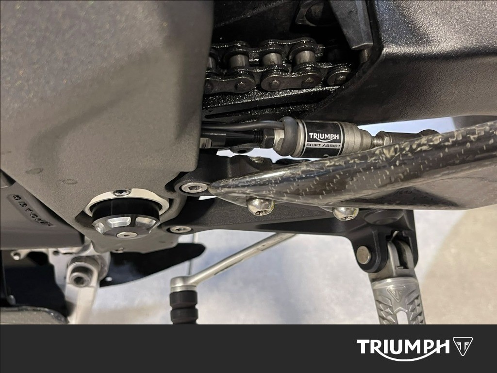 TRIUMPH Street Triple 765 R