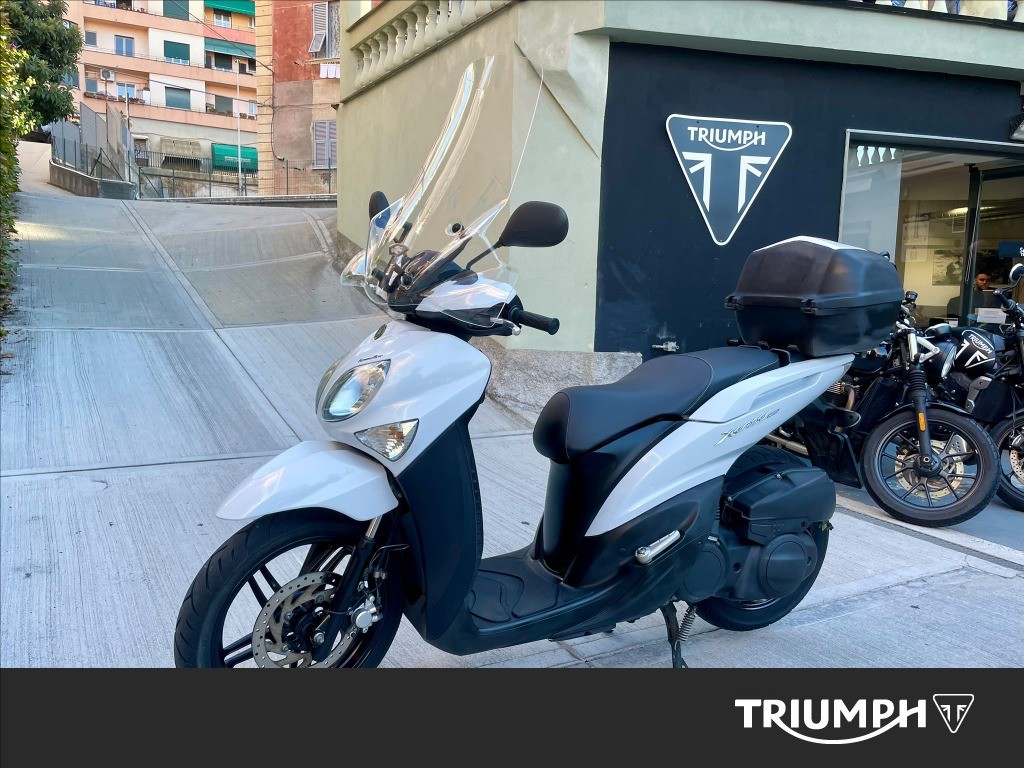 YAMAHA Xenter 125 