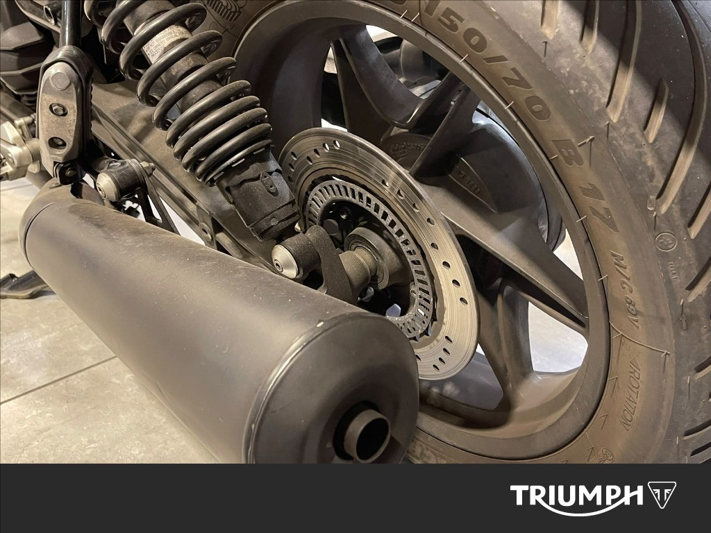 MOTO GUZZI V7 850 Stone Abs